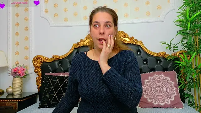 KarinaNoir online show from April 2026 03:53:02 AM