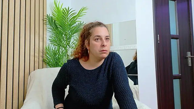 KarinaNoir online show from May 2026 03:57:02 AM
