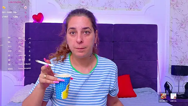 KarinaNoir online show from June 2026 04:09:01 AM