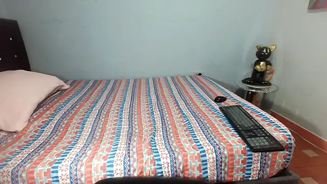 Snapshot of Kinky_FootFall chatting on December 2025 09:53:02 PM Kinky FootFall online show from December 2025 09:53:02 PM