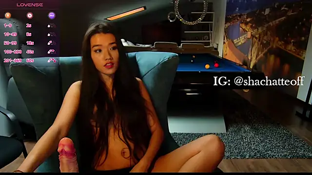 Snapshot of shachatteof chatting on October 2025 09:35:02 AM shachatteof online show from October 2025 09:35:02 AM