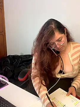 kayortiiz online show from October 2025 01:45:01 AM