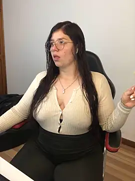 kayortiiz online show from May 2026 11:13:01 PM