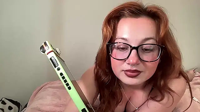 Snapshot of sweetandwet_daddy chatting on February 2025 03:14:01 PM sweetandwet daddy online show from February 2025 03:14:01 PM