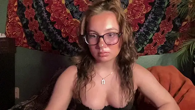 Snapshot of sweetandwet_daddy chatting on December 2025 02:59:02 PM sweetandwet daddy online show from December 2025 02:59:02 PM
