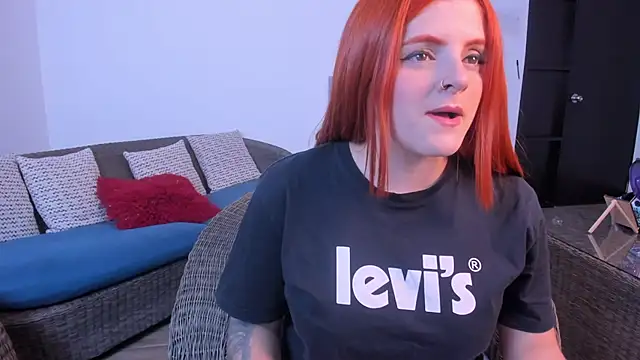 Snapshot of kimbrownn chatting on February 2025 12:28:01 PM kimbrownn online show from February 2025 12:28:01 PM