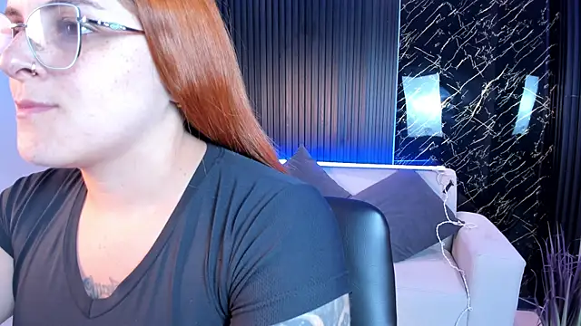 kimbrownn online show from November 2025 12:17:01 PM