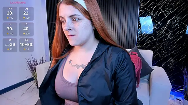 kimbrownn online show from December 2025 12:44:02 PM