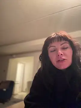 Snapshot of annablisss chatting on March 2025 06:03:02 AM annablisss online show from March 2025 06:03:02 AM