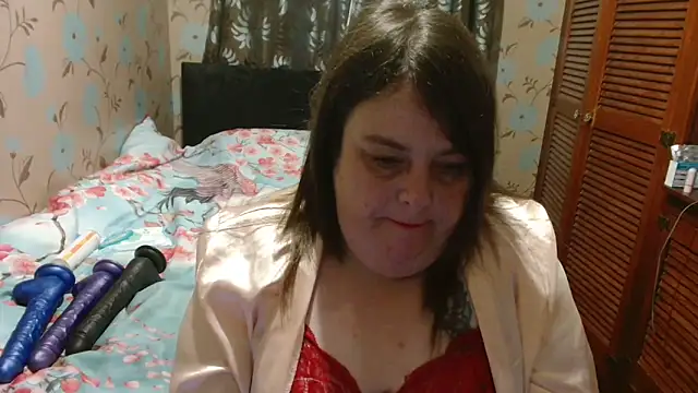 HouseWifeWhore Milf online show from December 2025 09:05:01 AM