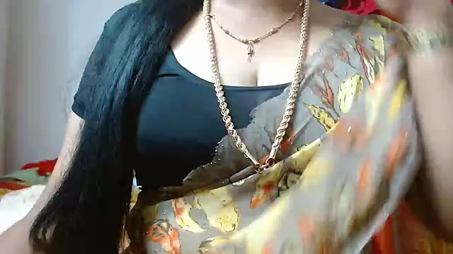 Snapshot of tamilharini chatting on September 2025 04:45:01 AM tamilharini online show from September 2025 04:45:01 AM