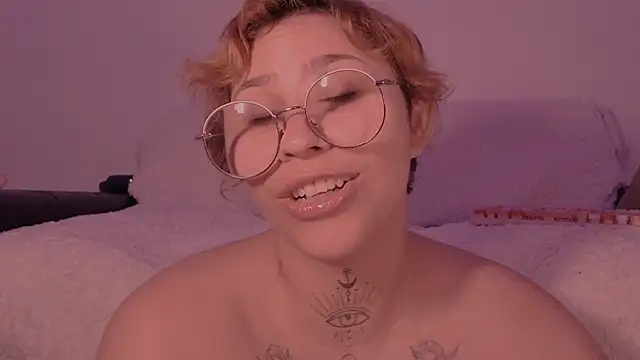 Lilmuh  online show from April 2026 06:19:01 AM