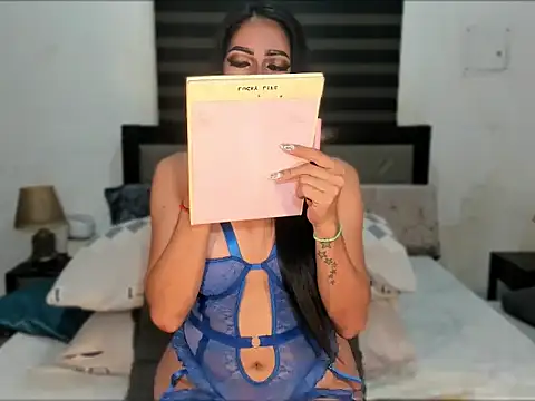 Snapshot of Johannah_khalifa chatting on April 2026 01:25:01 AM Johannah khalifa online show from April 2026 01:25:01 AM