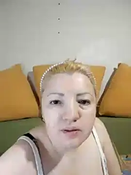 stefanyharper16 online show from November 2025 02:41:01 PM