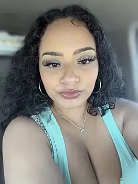 Snapshot of CarmelaAnthony chatting on April 2026 06:46:02 PM CarmelaAnthony online show from April 2026 06:46:02 PM