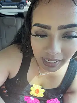 Snapshot of CarmelaAnthony chatting on April 2026 05:25:01 PM CarmelaAnthony online show from April 2026 05:25:01 PM