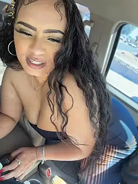 Snapshot of CarmelaAnthony chatting on April 2026 06:10:02 PM CarmelaAnthony online show from April 2026 06:10:02 PM