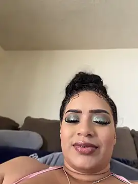 Snapshot of CarmelaAnthony chatting on May 2026 08:25:01 PM CarmelaAnthony online show from May 2026 08:25:01 PM
