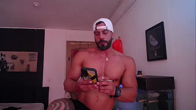 romeolovedark online show from January 2025 09:30:02 PM