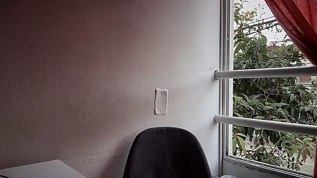 romeolovedark online show from September 2025 01:02:02 PM