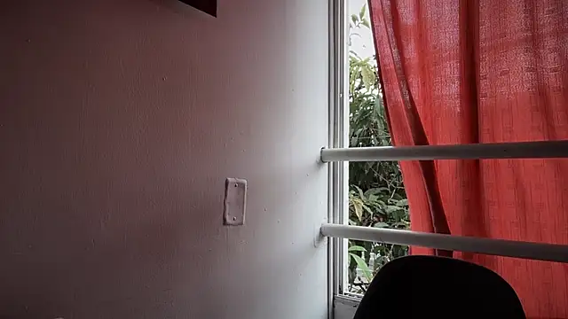 romeolovedark online show from October 2025 02:49:01 PM