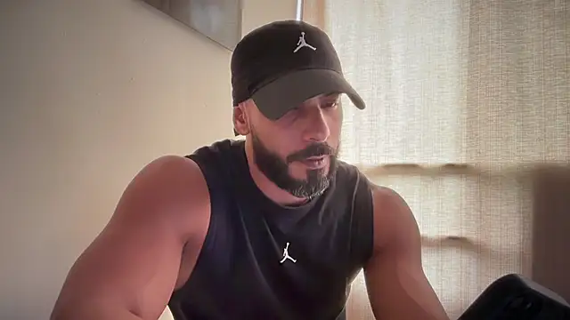 Snapshot of romeolovedark chatting on February 2026 05:52:01 PM romeolovedark online show from February 2026 05:52:01 PM