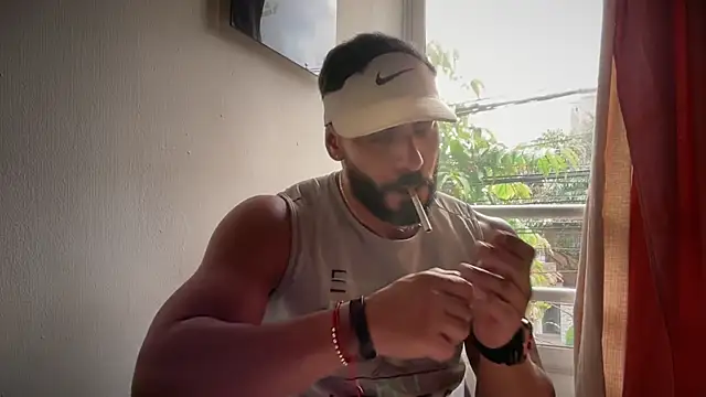 Snapshot of romeolovedark chatting on February 2026 07:23:01 PM romeolovedark online show from February 2026 07:23:01 PM