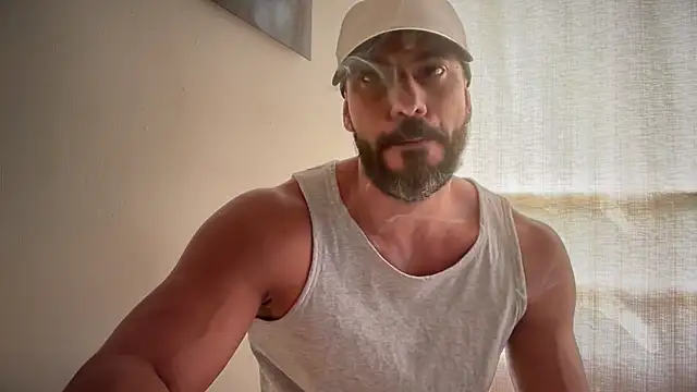 Snapshot of romeolovedark chatting on March 2026 06:48:01 PM romeolovedark online show from March 2026 06:48:01 PM