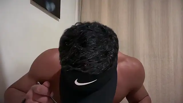 Snapshot of romeolovedark chatting on March 2026 11:56:02 PM romeolovedark online show from March 2026 11:56:02 PM