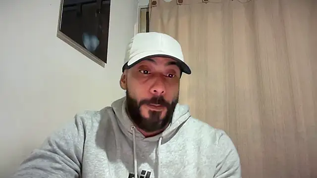 Snapshot of romeolovedark chatting on March 2026 05:57:02 AM romeolovedark online show from March 2026 05:57:02 AM