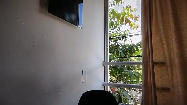 romeolovedark online show from June 2026 06:10:01 PM