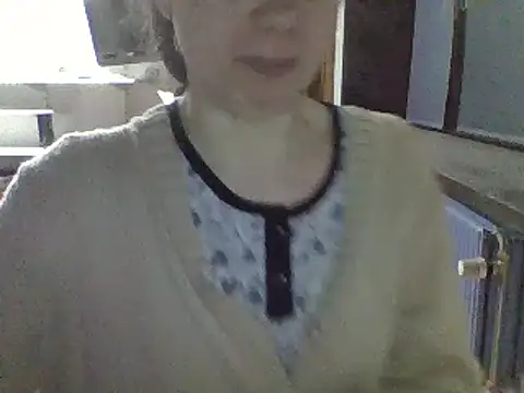 Snapshot of Moi_Lina chatting on January 2025 08:54:01 PM Moi Lina online show from January 2025 08:54:01 PM
