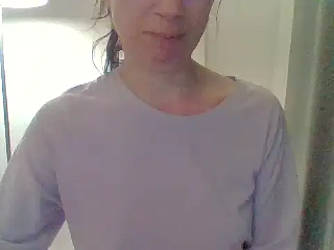 Moi Lina online show from June 2026 11:57:02 PM