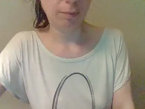 Moi Lina online show from June 2026 12:15:01 AM