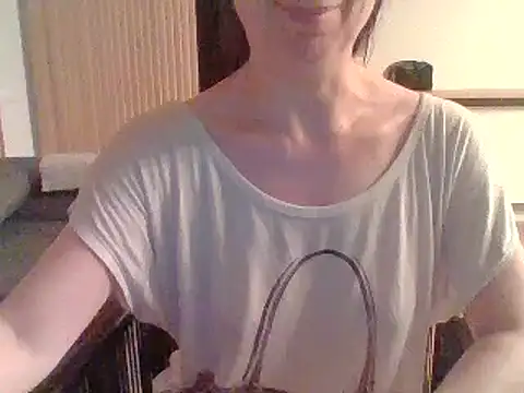 Moi Lina online show from July 2026 09:51:01 PM