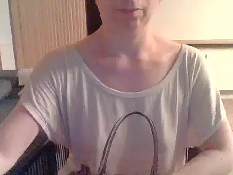 Moi Lina online show from July 2026 12:14:02 AM
