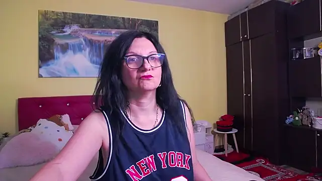AlexaMorreno online show from June 2026 07:06:02 PM