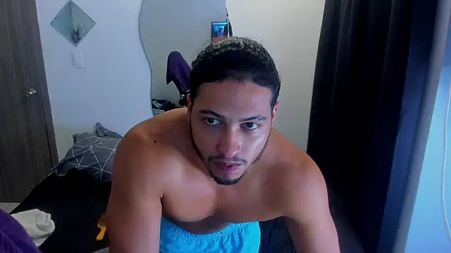 Snapshot of Kris_Khalifa69 chatting on June 2026 03:58:01 PM Kris Khalifa69 online show from June 2026 03:58:01 PM