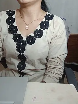 Chanchal--Navya online show from June 2026 06:11:02 PM