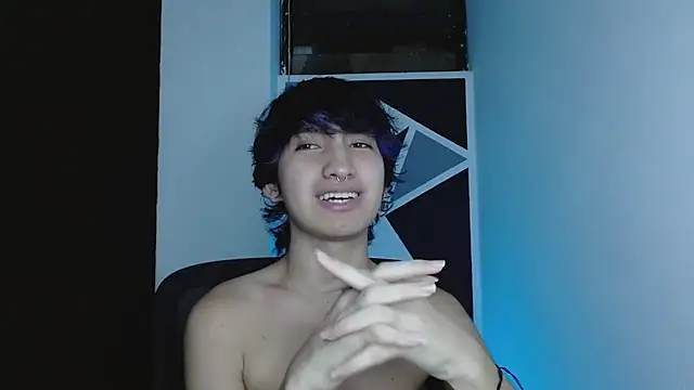 littlextreme online show from February 2026 03:27:01 AM