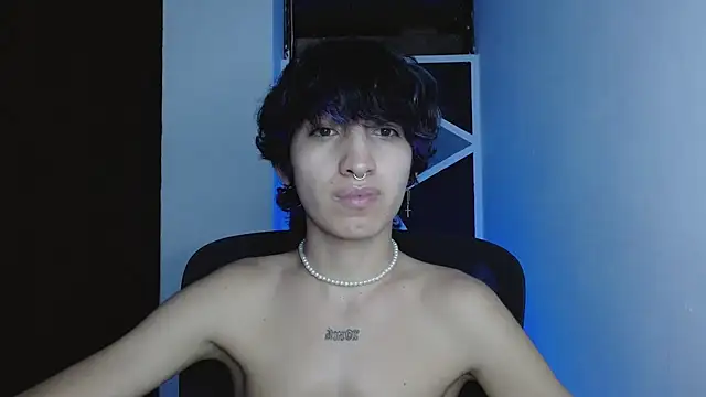 littlextreme online show from February 2026 06:26:01 AM