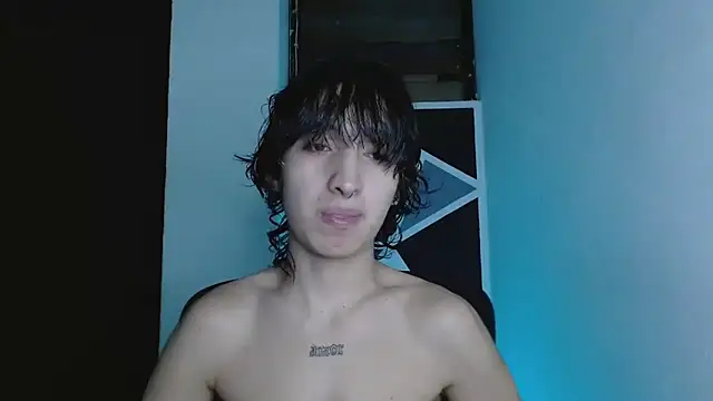 littlextreme online show from May 2026 02:19:01 AM