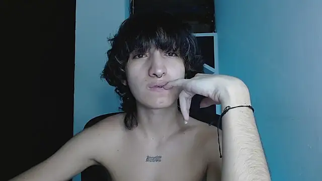littlextreme online show from May 2026 01:36:02 AM