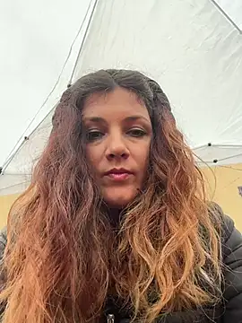 DaisyVibesss online show from March 2026 09:55:02 AM