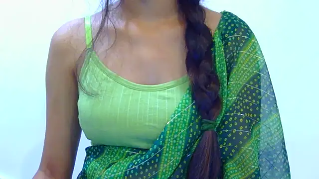 Snapshot of doll_sawra chatting on January 2025 11:54:02 AM doll sawra online show from January 2025 11:54:02 AM