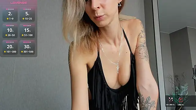 XValkyrieX online show from November 2025 12:15:02 PM