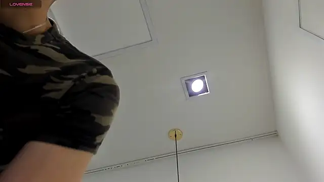 Snapshot of SebastianMaximoff chatting on November 2025 06:08:01 PM SebastianMaximoff online show from November 2025 06:08:01 PM