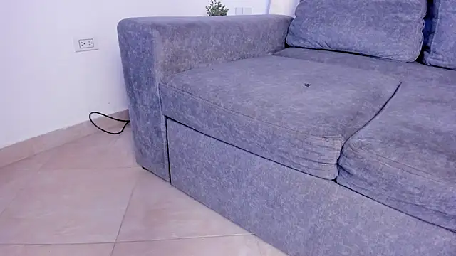 ale cam online show from March 2025 02:19:01 AM