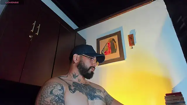 CamiloGray  online show from May 2026 01:38:02 PM