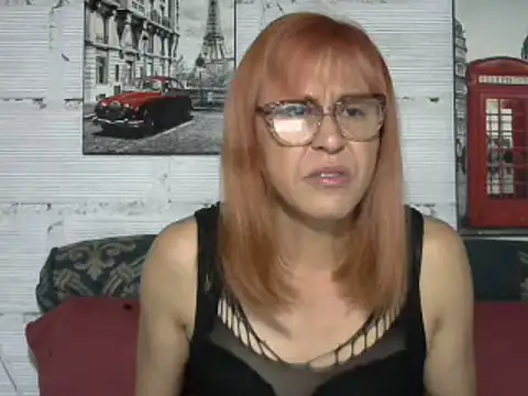 Snapshot of divahot08 chatting on February 2025 04:57:01 PM divahot08 online show from February 2025 04:57:01 PM